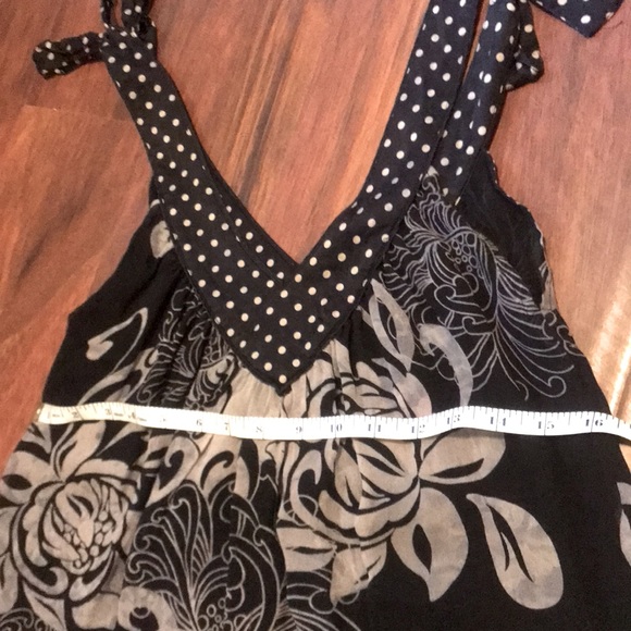 Vintage Bebe 💯% Silk Top - Picture 8 of 11